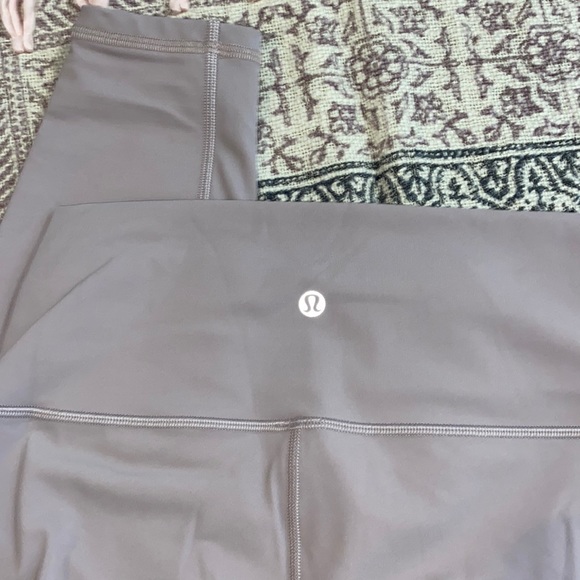 LULULEMON YOGA ALIGN HIGH-RISE LEGGINGS PATEL PINK SIZE 6 - Picture 2 of 7